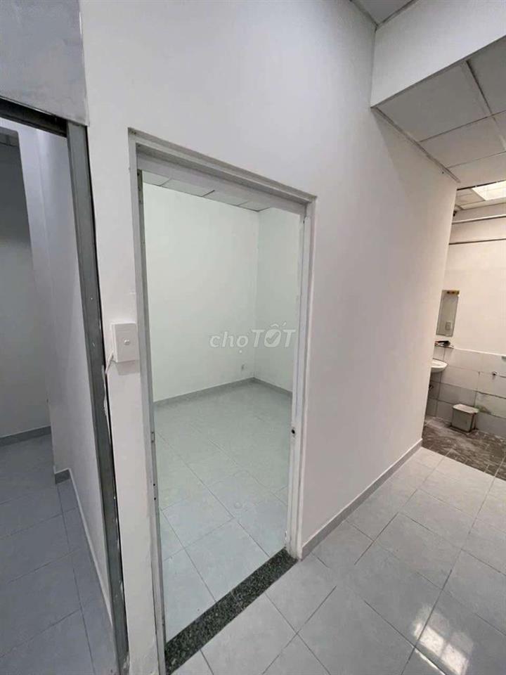 NHÀ 1T1L 3PN 2WC, HẺM OTO GẦN PHẠM VĂN ĐỒNG