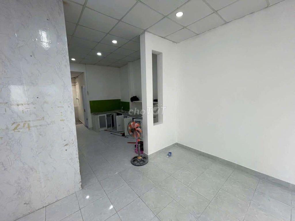 NHÀ 1T1L 3PN 2WC, HẺM OTO GẦN PHẠM VĂN ĐỒNG