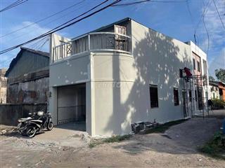 CĂN GÓC HẺM XE TẢI, GẦN QL1K. 1 TRỆT 1 LẦU, 3PN 2WC, VÀO Ở NGAY