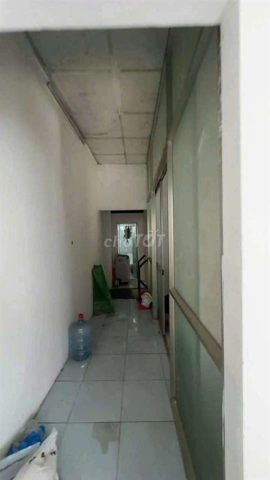 CĂN GÓC HẺM XE TẢI, GẦN QL1K. 1 TRỆT 1 LẦU, 3PN 2WC, VÀO Ở NGAY