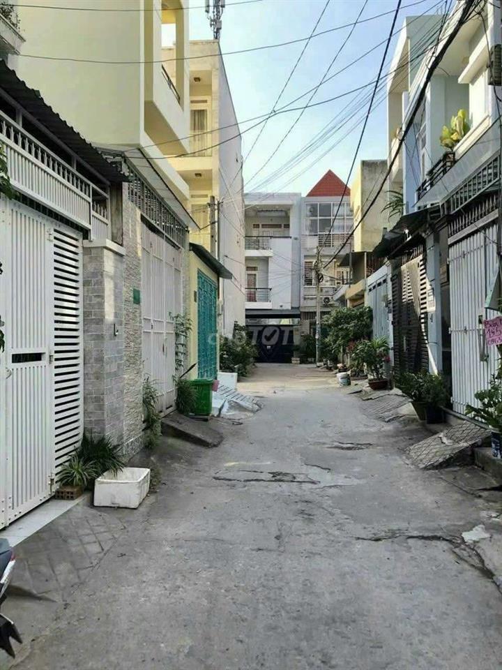 NHÀ 1T2L 4PN 4WC, HẺM OTO. Ở GIA ĐÌNH + VP CTY
