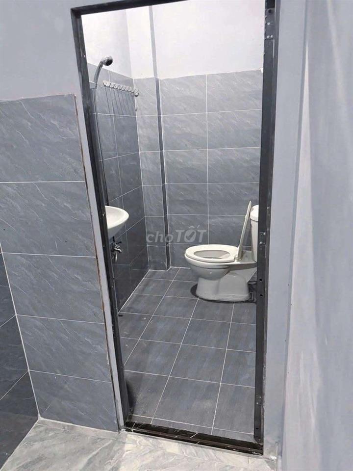 NHÀ MỚI SƠN SỬA ĐẸP, HẺM TẢI, SẴN 2PN. GẦN LÀNG ĐẠI HỌC
