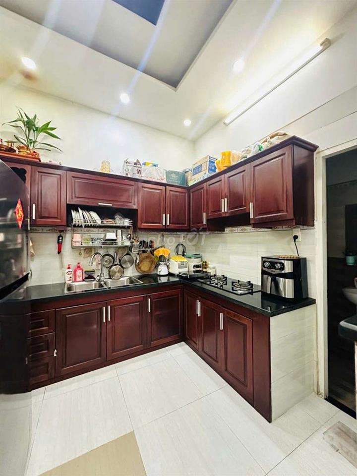 NHÀ MỚI ĐẸP, HẺM TẢI 1T2L 4PN NGAY PHẠM VĂN ĐỒNG