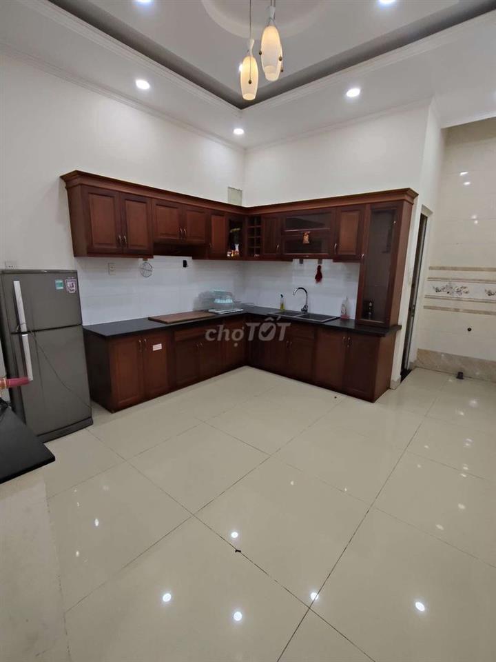 NHÀ KDC LỘC VỪNG SÁT VẠN PHÚC. 1T3L 5PN NỘI THẤT CƠ BẢN