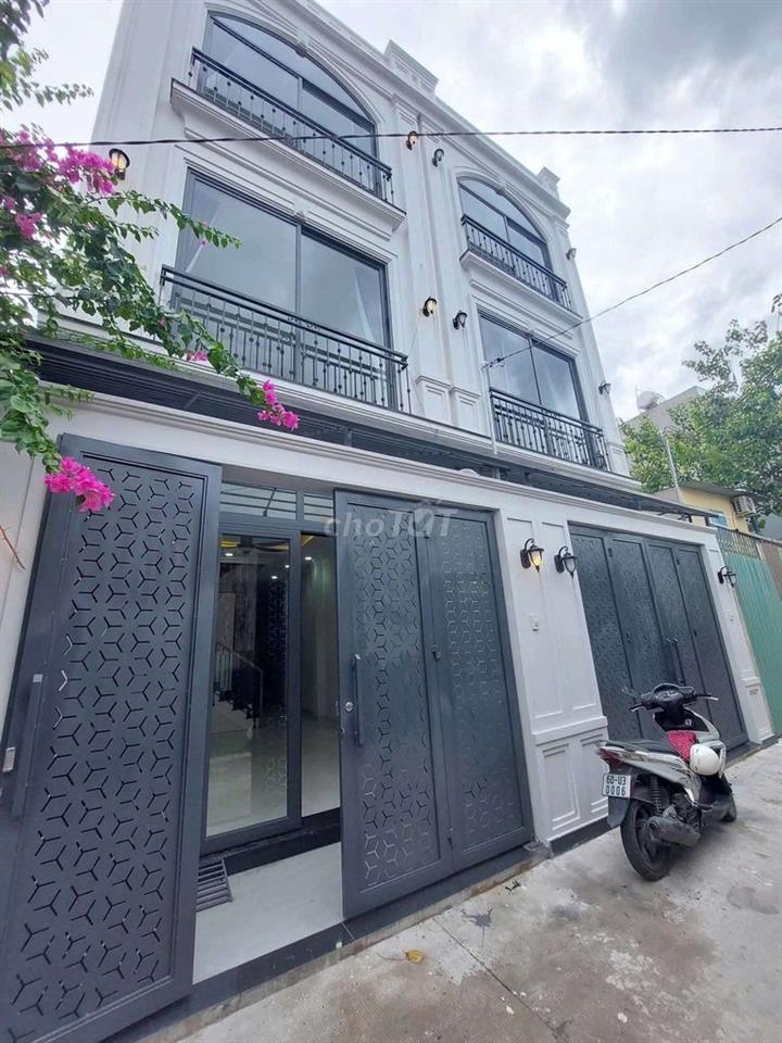 NHÀ MỚI 100% SẴN NỘI THẤT. 1T2L 4PN 5WC, ĐỐI DIỆN VẠN PHÚC