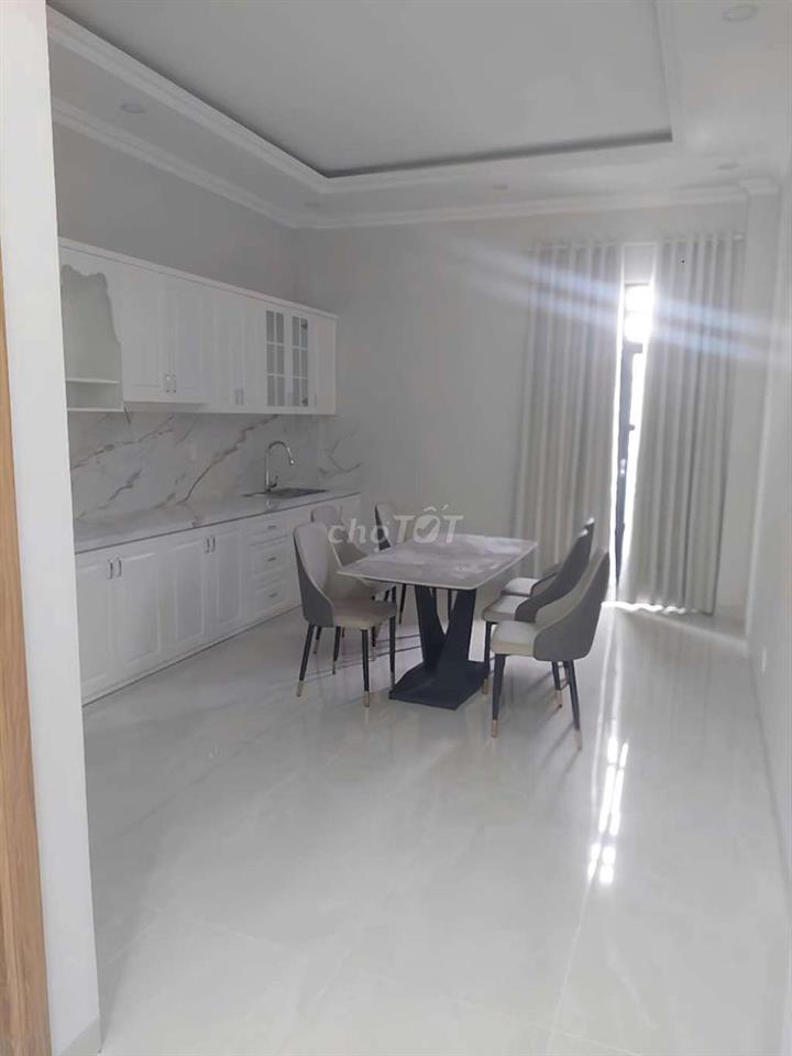 NHÀ MỚI 100% SẴN NỘI THẤT. 1T2L 4PN 5WC, ĐỐI DIỆN VẠN PHÚC