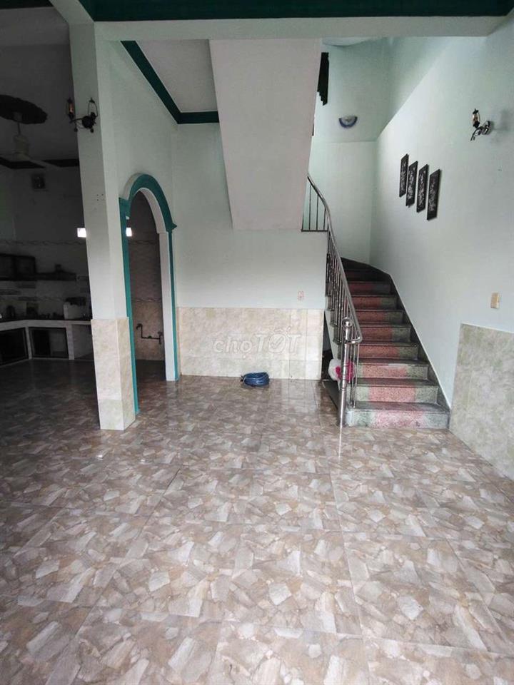 NHÀ MỚI SƠN SỬA RỘNG THOÁNG, 1T2L 4PN 3WC. Ở GIA ĐÌNH + VP CTY