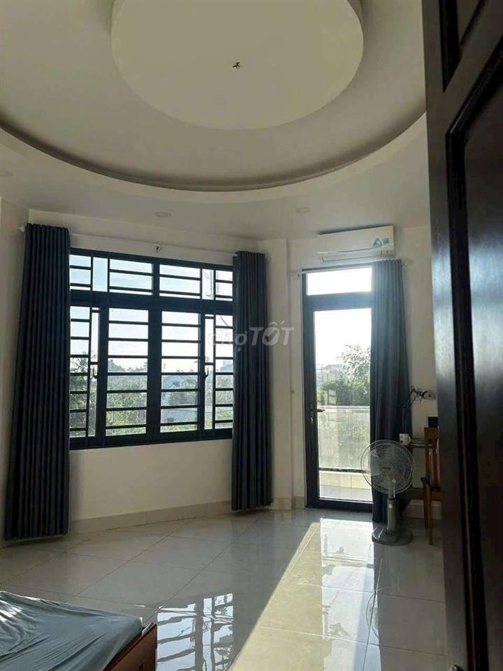 NHÀ SIÊU ĐẸP MẶT TIỀN LINH ĐÔNG, SÂN CỰC RỘNG, 6PN 6WC, KD ĐA NGÀNH 