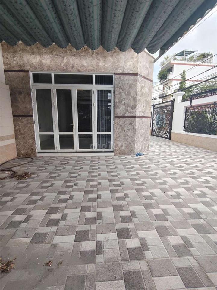 BIỆT THỰ 2 MẶT TIỀN SIÊU RỘNG, SÂN ĐẬU 2 OTO.  1T3L 5PN 5WC 