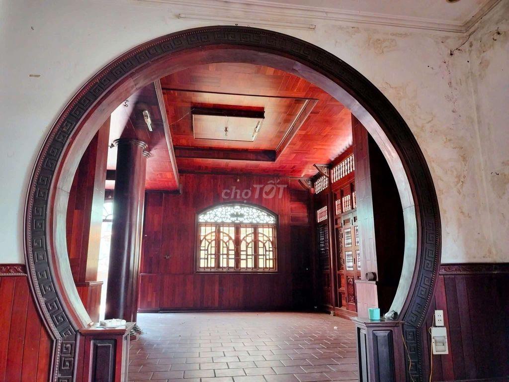 SIÊU BIỆT THỰ CỔ ĐIỂN KHUÔN VIÊN 1000M2, 10PN 10WC, XƯỞNG+SÂN CỰC RỘNG