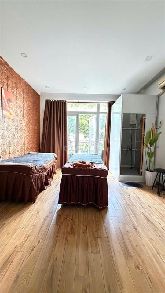 Nhà 4 tầng (4x18m) nhánh Xuân Thủy - khu nước ngoài tấp nập. Giá 45tr