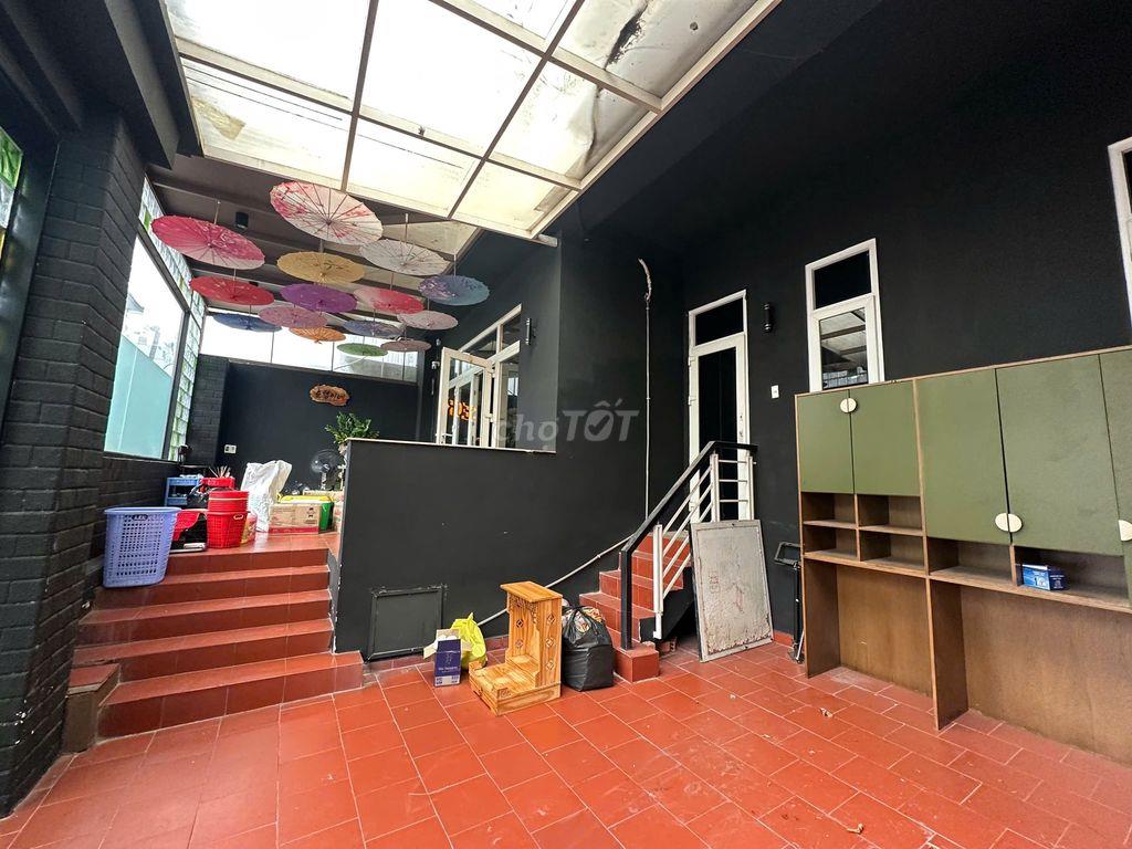 Cho thuê cạnh đường Thảo Điền, 2 - 3 tầng. Giá thuê 80tr/th 