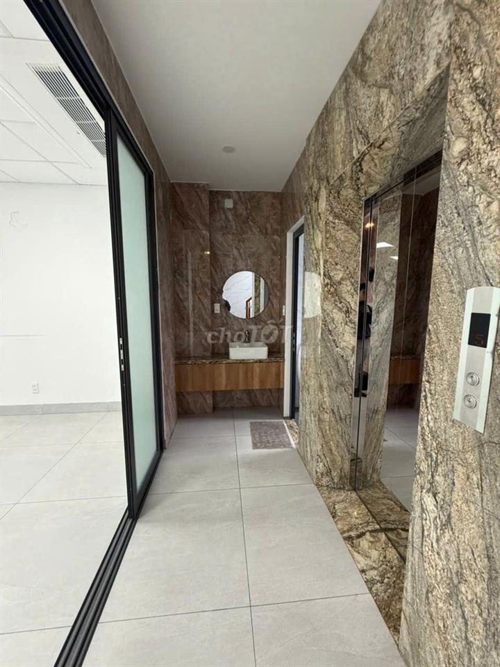 Văn phòng 80m2 đường Tạ Hiện, Thạnh Mỹ Lợi, Q2. Giá chỉ 16tr/th