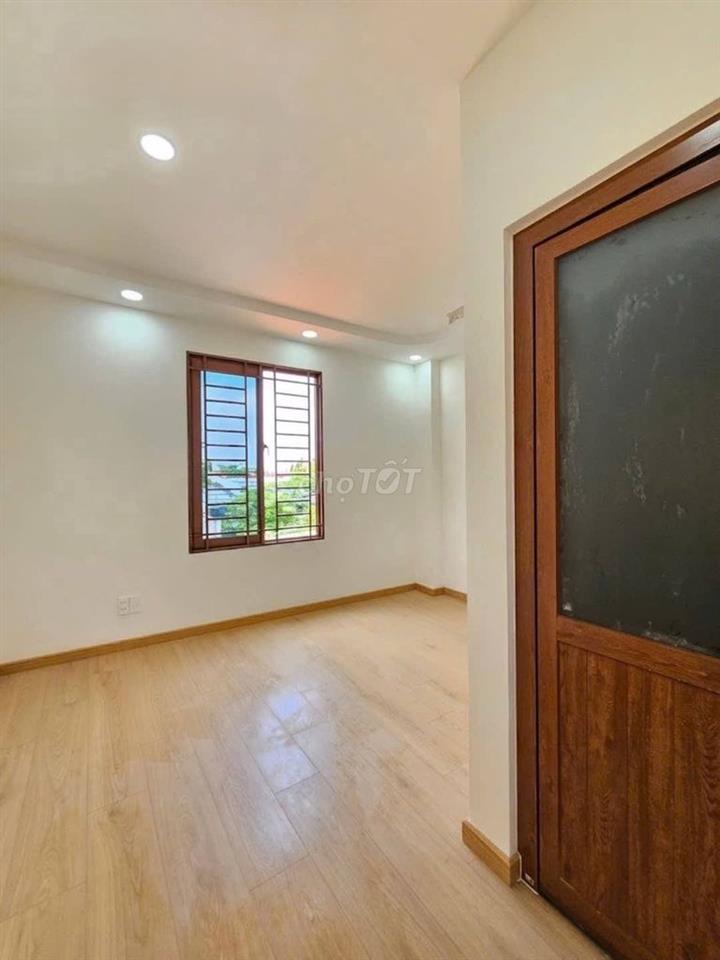 Nhà phố xinh (4x12m) nhánh Quốc Hương, Thảo Điền, Quận 2. Giá 35tr/th
