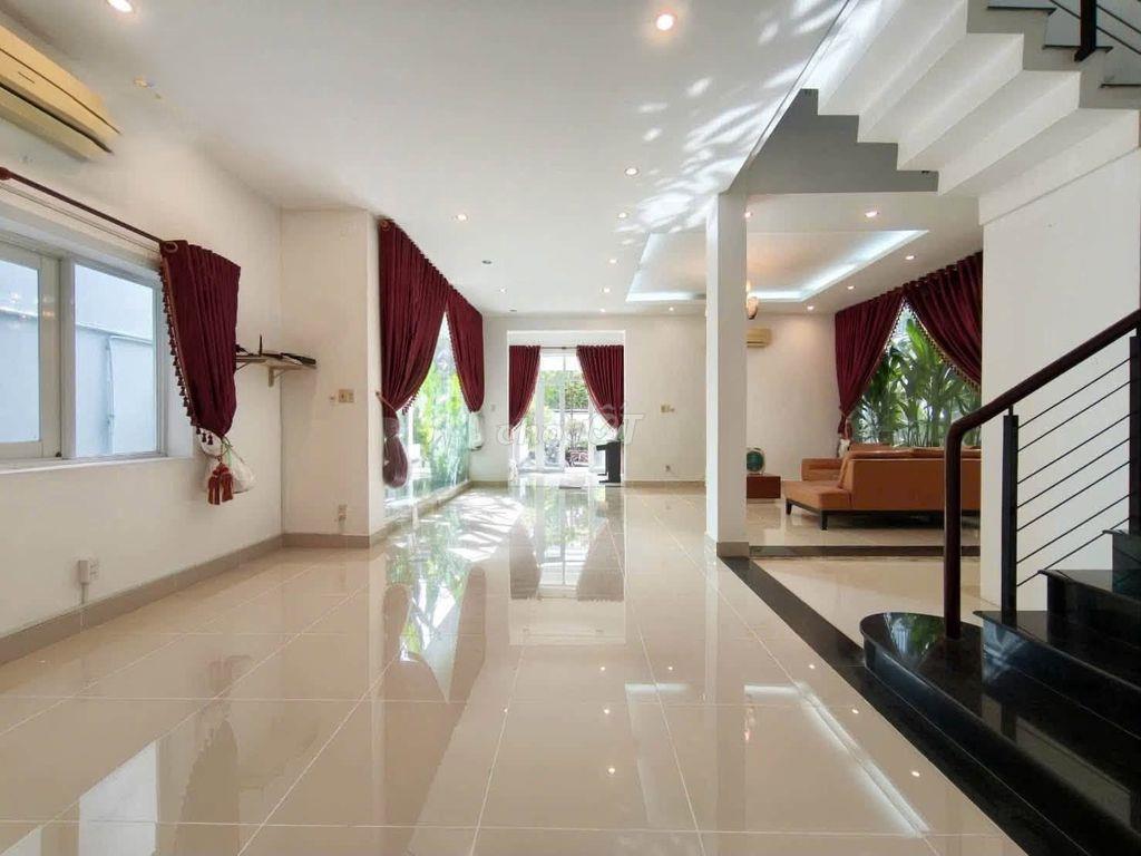 Biệt thự Thảo Điền, Q2 - 1 trệt 1 lầu, hồ bơi (12x40m). Giá 110tr/th