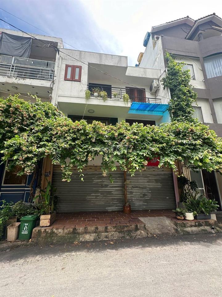 Nguyên căn Nguyễn Đăng Giai, Thảo Điền, 1 trệt 2 lầu. Giá thuê 35tr/th