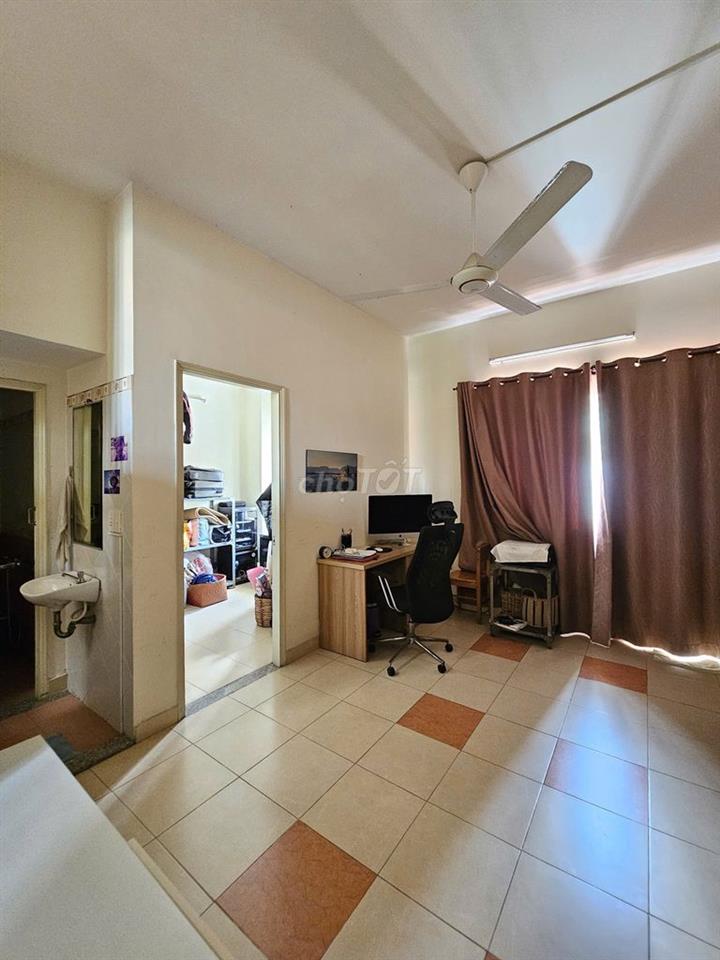 Nguyên căn 4 tầng làng báo chí, quận 2 (6x11m) . Giá thuê: 38tr/th