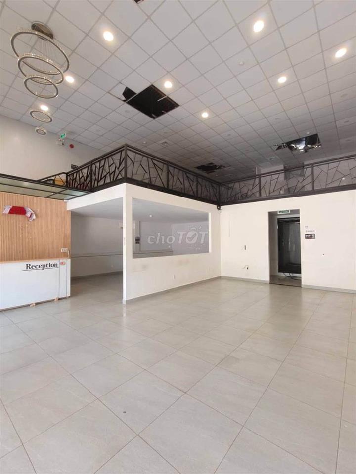 MBKD đường Song Hành, P. An Phú, Quận 2 (10x20m). Giá thuê 164tr/th