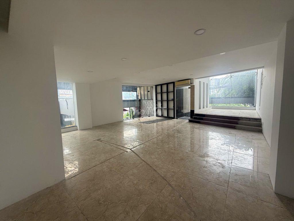 Cho thuê tầng trệt tòa nhà - Lương Định Của - 80m². Giá 30 triệu/th