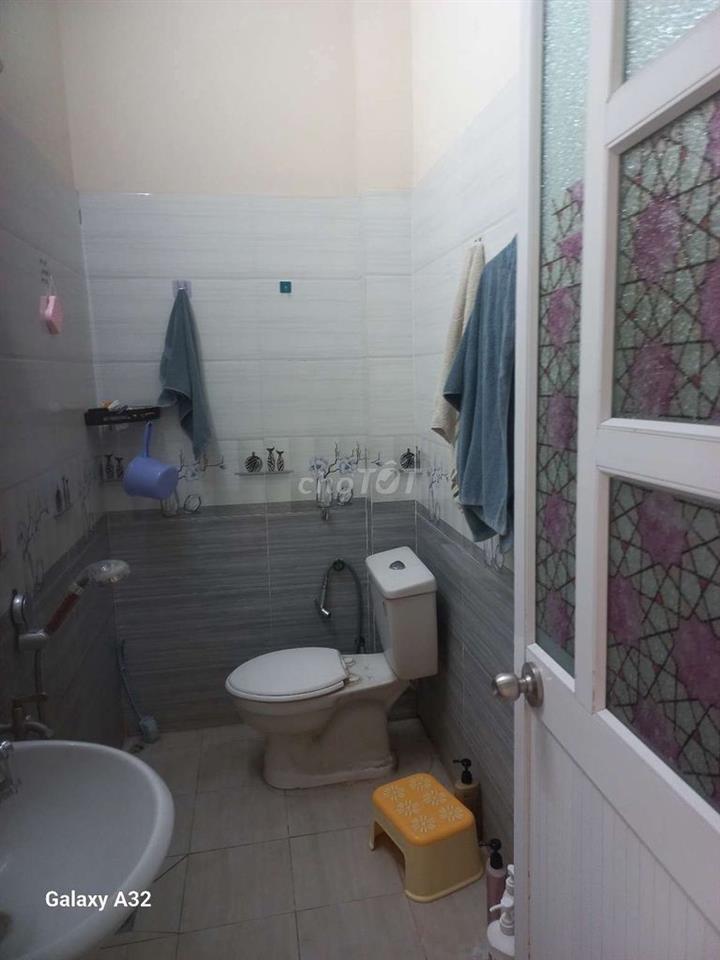 CHO THUÊ NHÀ 1 TRIỆT 1 LẦU