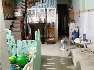 nhà trệt lầu 7,5 triệu