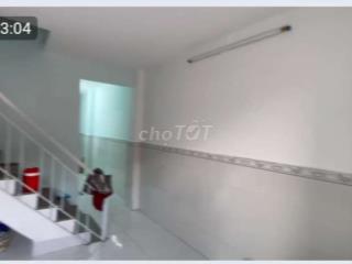 nhà trệt lầu