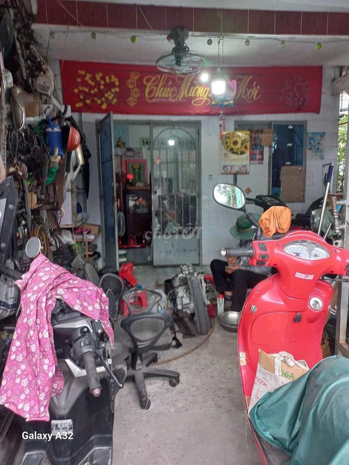 CHO THUÊ NHÀ CẤP 4 GÓC 2 MẶT HẺM