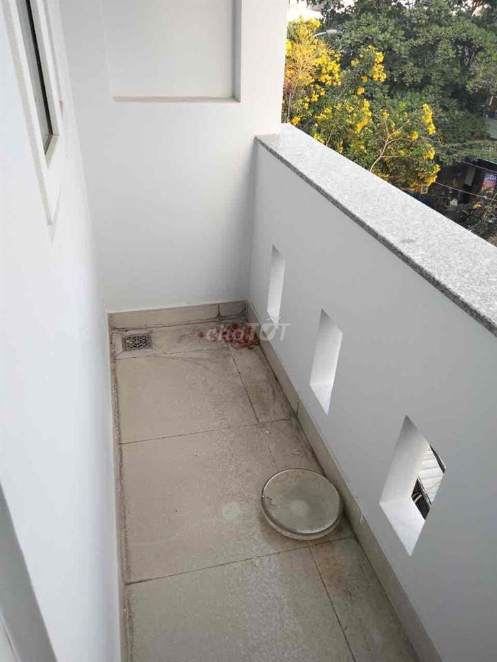 Nhà 1T2L 72m2 Mặt tiền hẻm thông gần chợ Hiệp Phú gần Lê Văn Việt Q.9