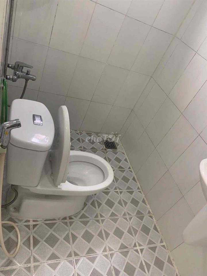 Nhà 1T2L 72m2 Mặt tiền hẻm thông gần chợ Hiệp Phú gần Lê Văn Việt Q.9