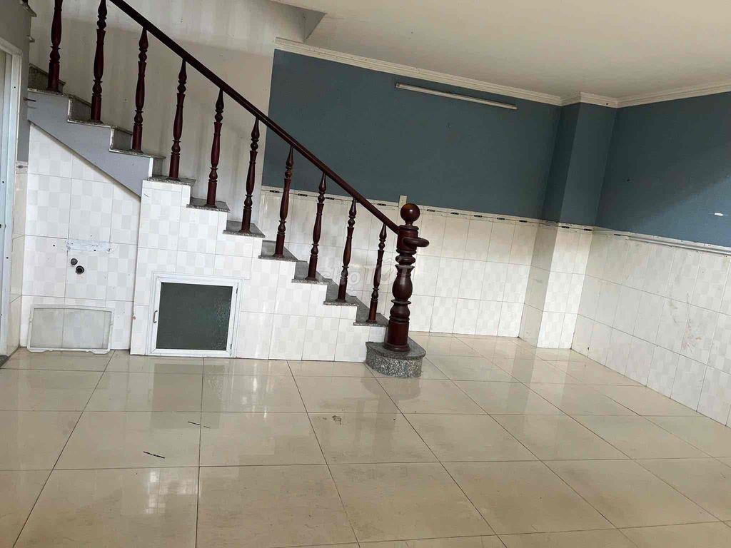 Nhà 1 trệt 2 lầu Mặt tiền Nội Bộ 8m KDC gần Ngã Tư Bình Thái