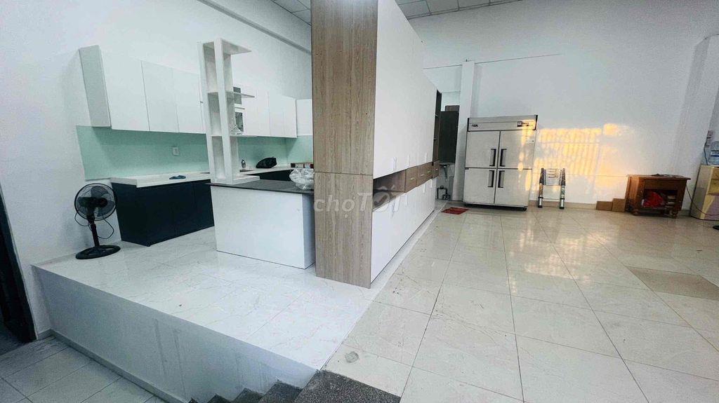 Nhà 200m2 (8x25m) 1 sẹc Man Thiện thích hợp làm vp, kd online