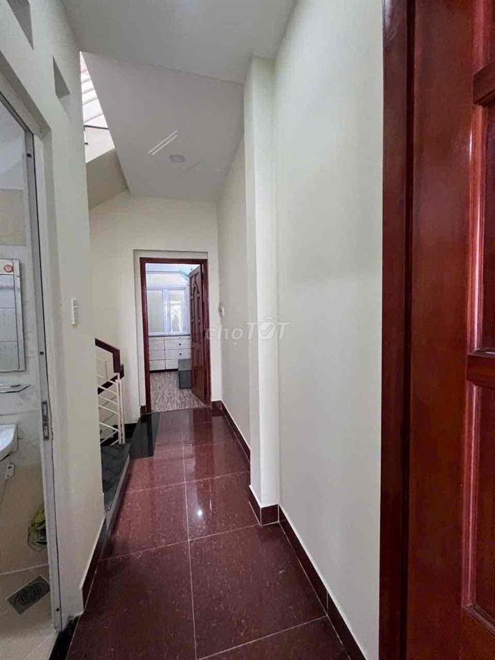 Nhà 1 trệt 2 lầu 5x12m sẵn mấy lạnh hẻm 7m gần đường Lê Văn Việt Q.9