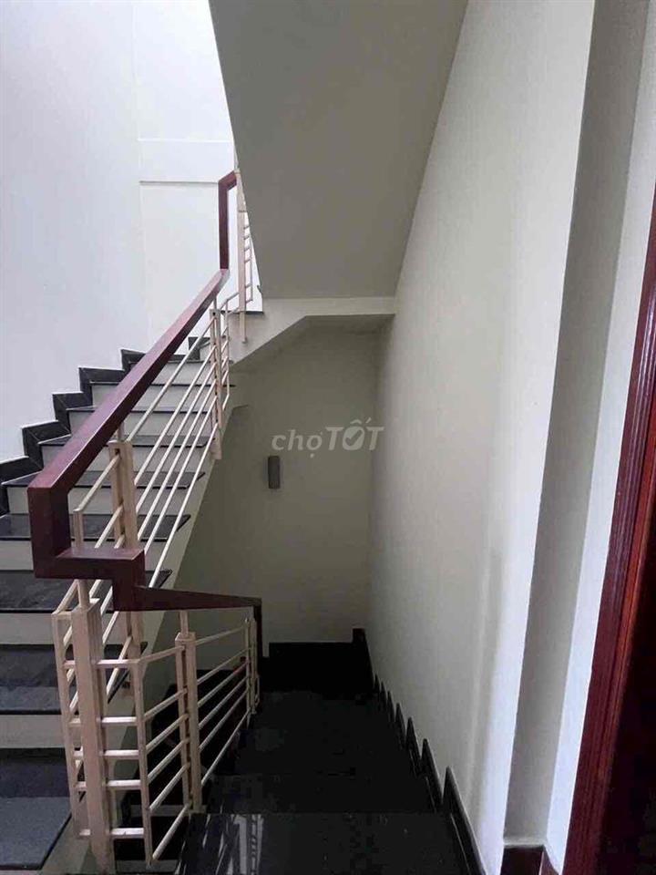 Nhà 1 trệt 2 lầu 5x12m sẵn mấy lạnh hẻm 7m gần đường Lê Văn Việt Q.9