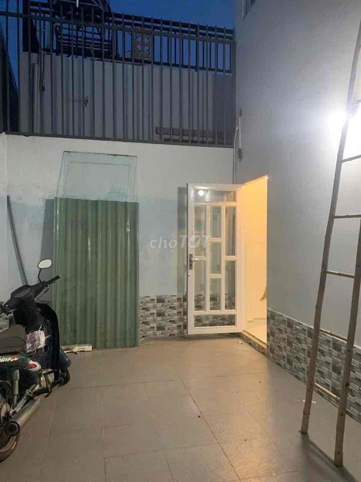 Cho thuê Mặt Bằng 6x20m, kết cấu 1 trệt 1 lững lầu gần Đỗ Xuân Hợp