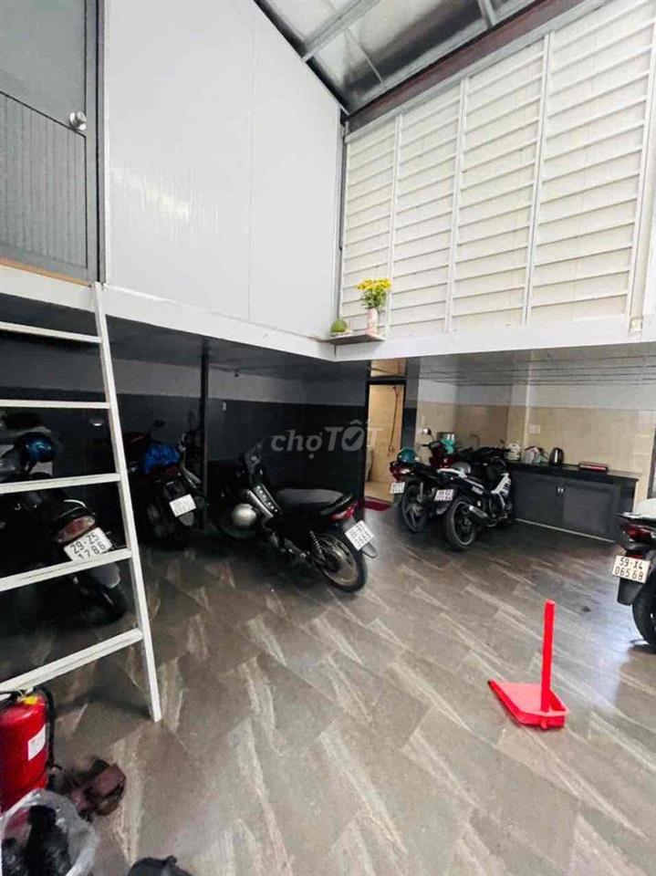 Cho thuê phòng có gác, sẵn máy lạnh mới đẹp tại đường 160 Q.9