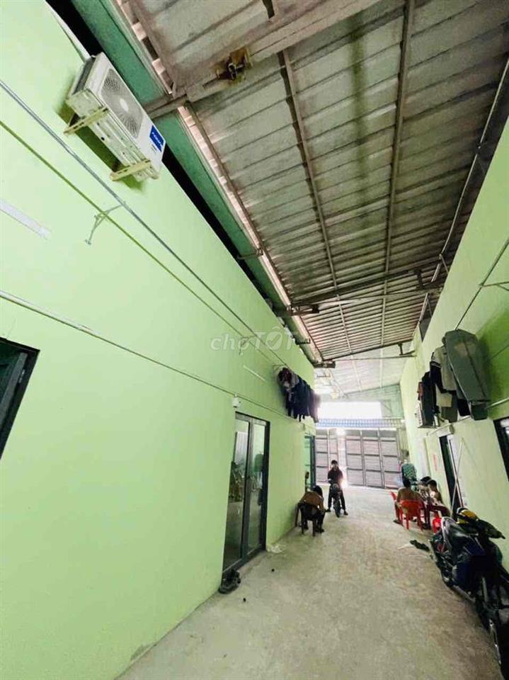 Nhà cấp 4 gồm 2PN tại hẻm 218 Võ Văn Hát Q.9 gần khu Công Nghệ Cao
