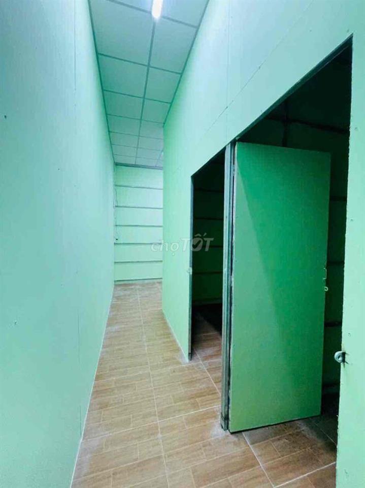 Nhà cấp 4 gồm 2PN tại hẻm 218 Võ Văn Hát Q.9 gần khu Công Nghệ Cao