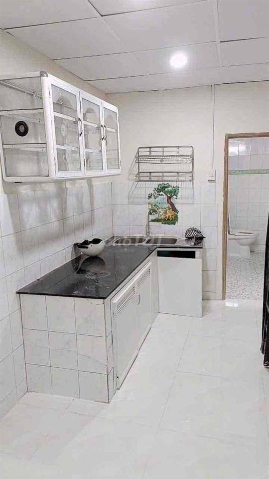 Nhà 1 trệt 1 lững 2PN 2WC gần Lê Văn Việt, chợ Hiệp Phú