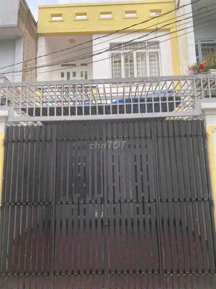 Nhà 1 trệt 1 lầu 2PN 2WC  sân rộng hẻm đường số 2 gần Lê Văn Việt Q.9