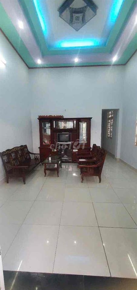 Nhà cấp 4 có lững gồm 2PN hẻm tại đường số 9 gần Phạm Văn Đồng