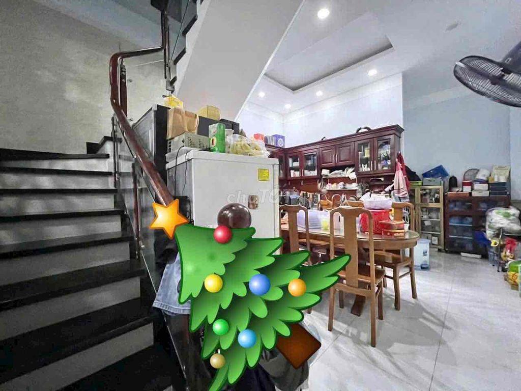 Nhà 1 trệt 3 lầu 4PN hẻm xe hơi né nhau tại khu Bên Sông gần PVĐ