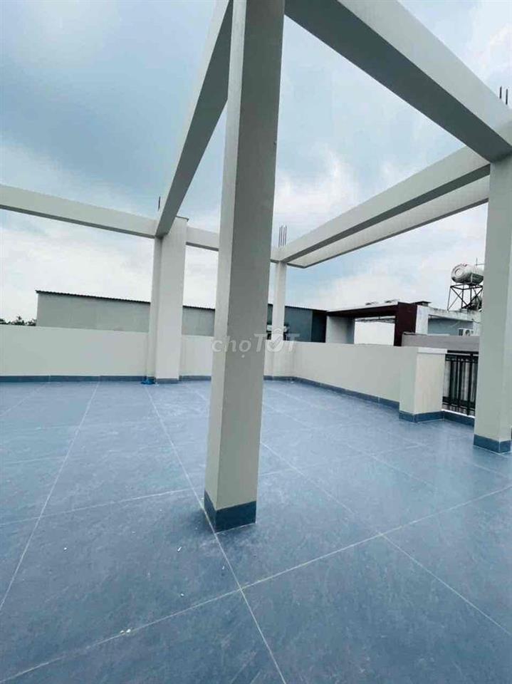 Căn hộ dịch vụ mới xây sẵn máy lạnh tại đường Lã Xuân Oai Q.9
