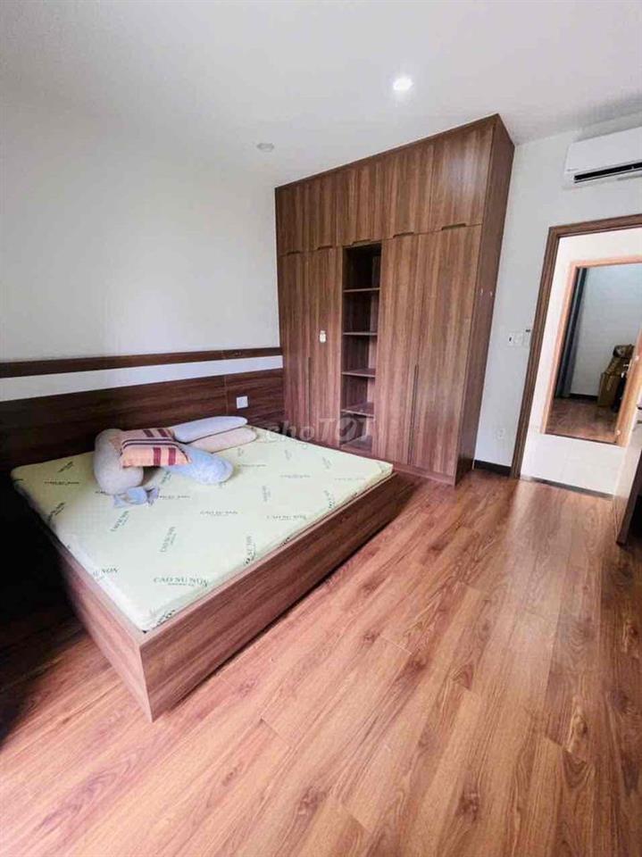 Nhà Phố 1T2L 96m2  gồm 4PN 5WC sẵn nội thất khu Compound Golf Park
