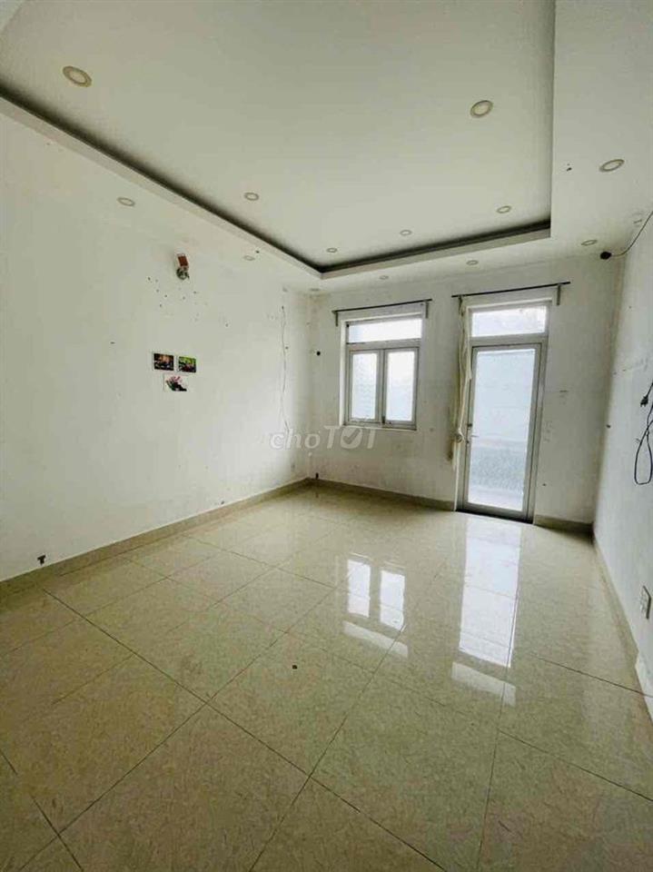 Nhà 1 trệt 1 lầu 52m2 khu Sầm Uất kinh doanh nhiều ngành nghề và ở