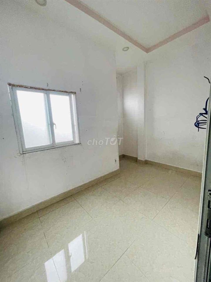 Nhà 1 trệt 1 lầu 52m2 khu Sầm Uất kinh doanh nhiều ngành nghề và ở