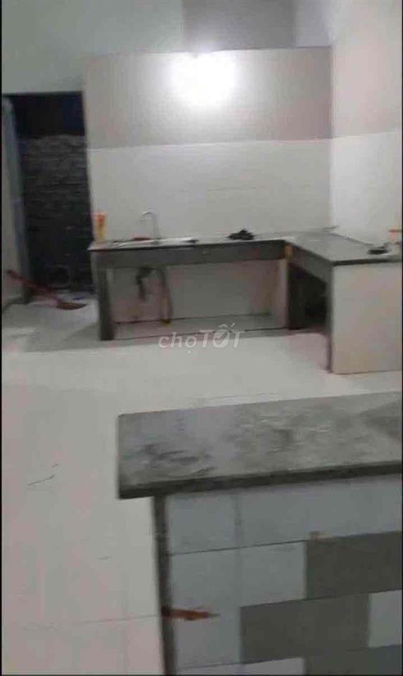 Nhà cấp 4 gồm 3PN hẻm đường Man Thiện Q.9