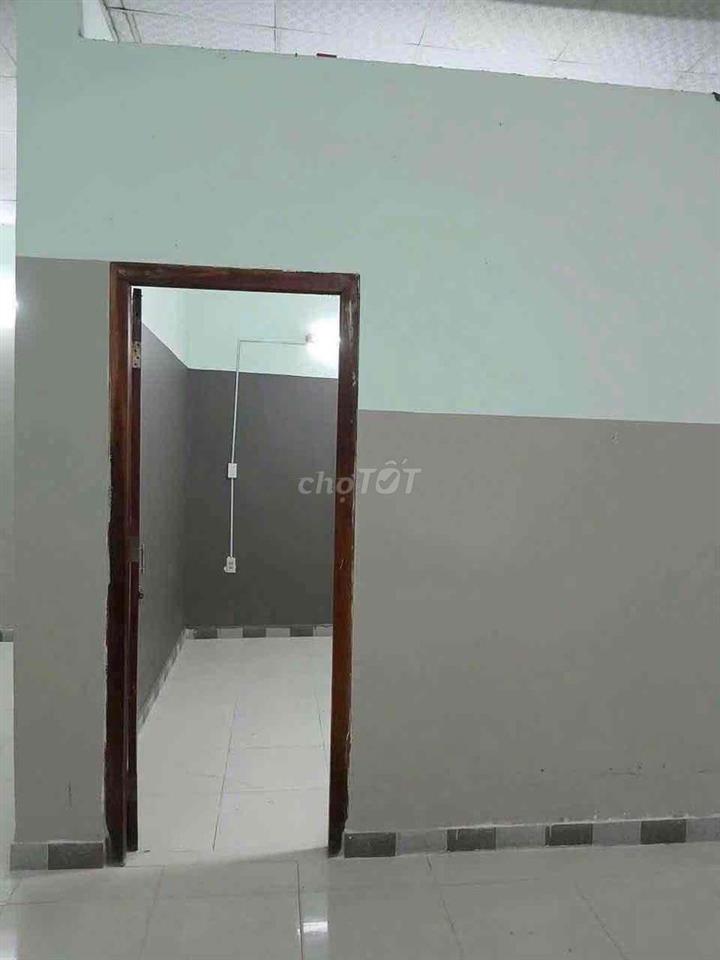 Nhà cấp 4 gồm 3PN hẻm đường Man Thiện Q.9
