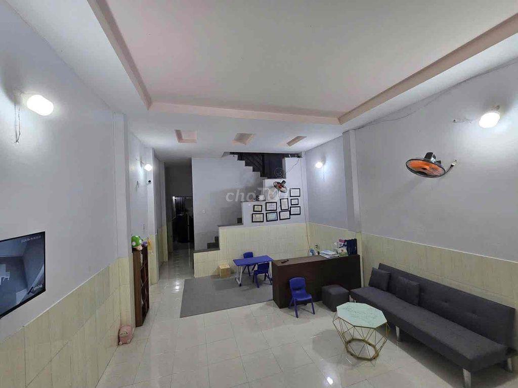 Nhà 1 trệt 1 lầu 3PN 90m2 hẻm tại đường 9 Linh Tây kế Phạm Văn Đồng
