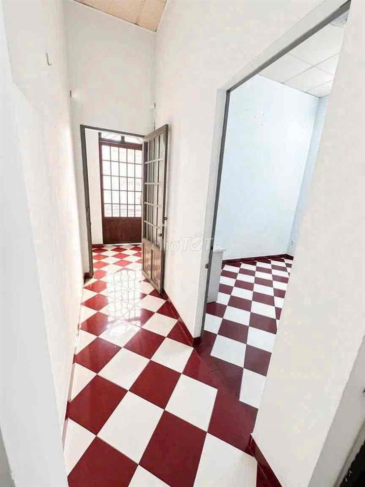 Nhà 1 trệt 1 lầu 4PN 90m2 mặt tiền đường số 2 gần Lê Văn Việt Q.9