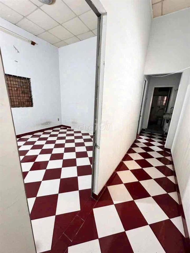 Nhà 1 trệt 1 lầu 4PN 90m2 mặt tiền đường số 2 gần Lê Văn Việt Q.9